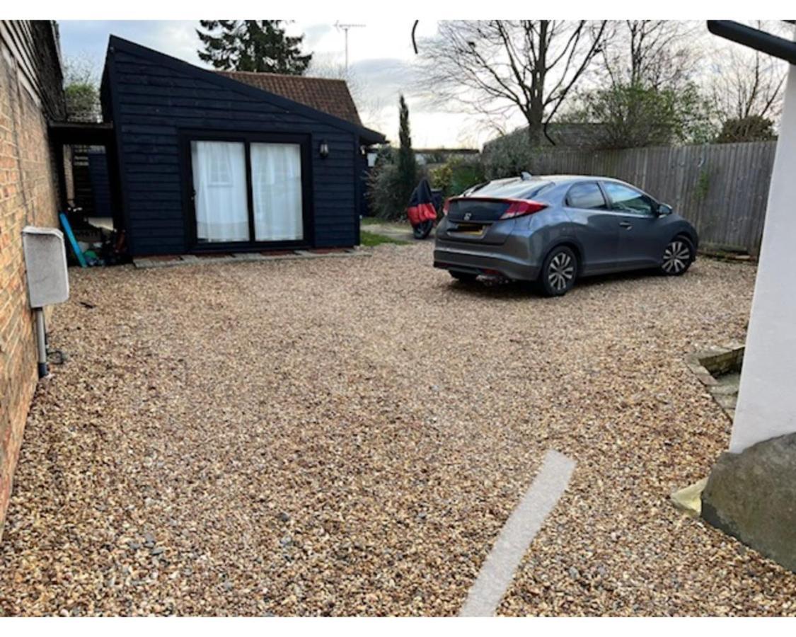 Two Storey Annex Cottenham ภายนอก รูปภาพ